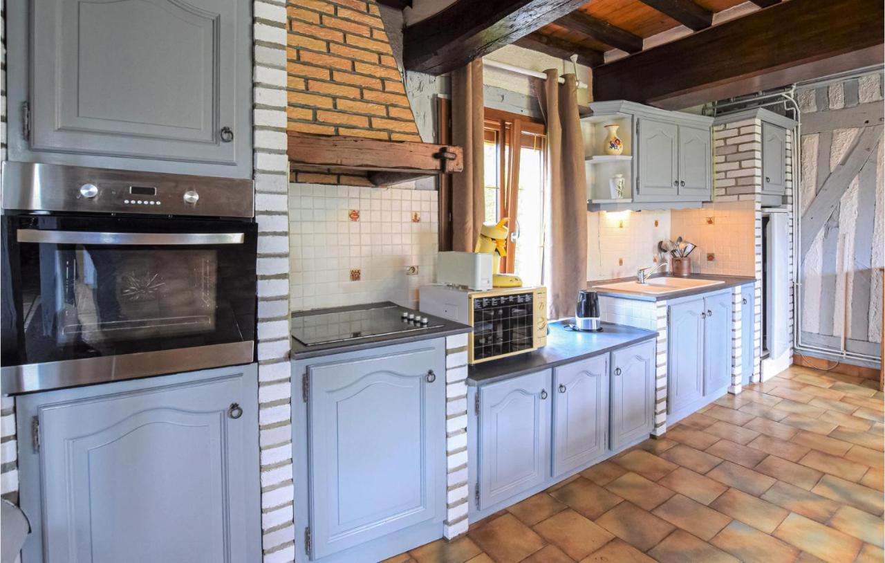 2 Bedroom Lovely Home In Marques Экстерьер фото