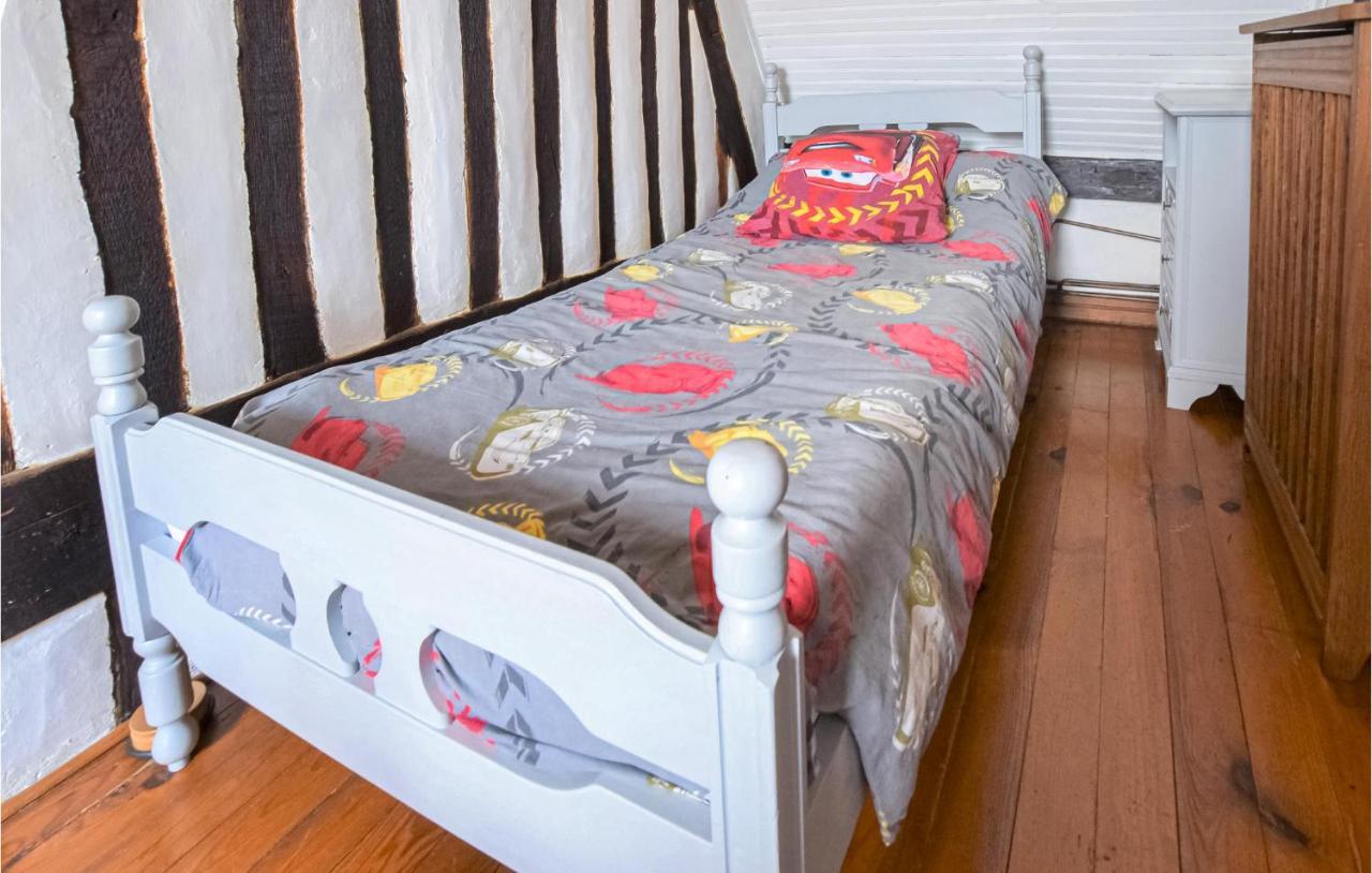 2 Bedroom Lovely Home In Marques Экстерьер фото